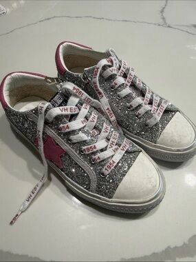 Vintage Havana Silver Glitter Sneakers with Pink Star